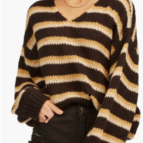 Billabong Cropped Sweater, Size Medium - Picture 3 of 3